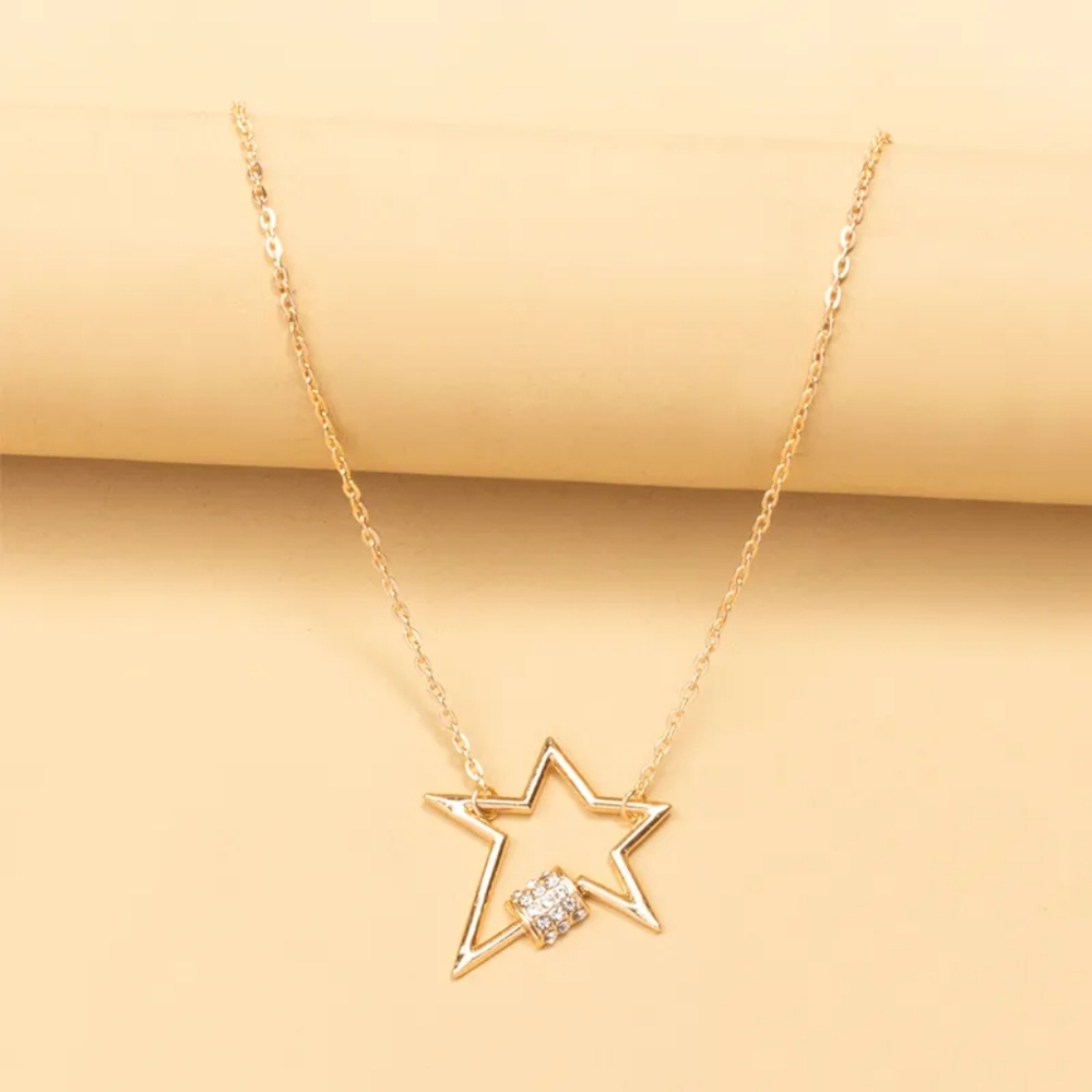 🆕️ 3 Pack Gold Star Pendant Necklace Minimalist Jewelry